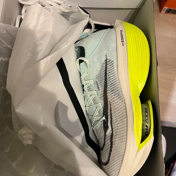 Nike Air Zoom Alphafly Next 2% Mint - Picture 2 of 10